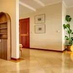 Emma's Place, A In Madeira شقة *