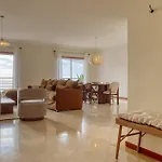 Emma's Place, A In Madeira شقة *