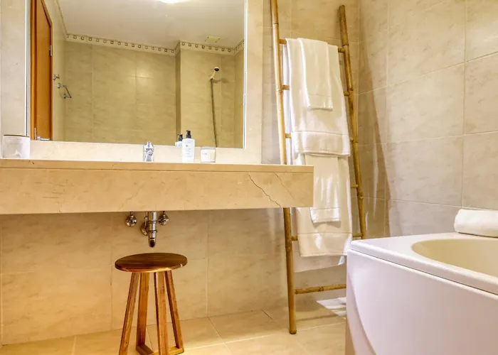 Emma's Place, A In Madeira * 푼샬